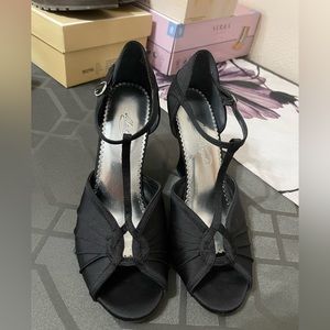 Michaelangelo, black wedge dress shoes.